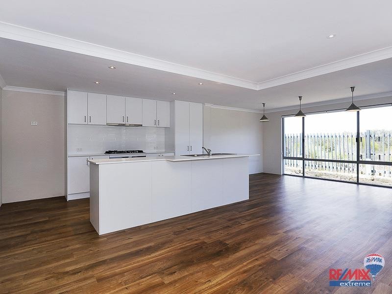 12 Monclair Pass, Currambine WA 6028