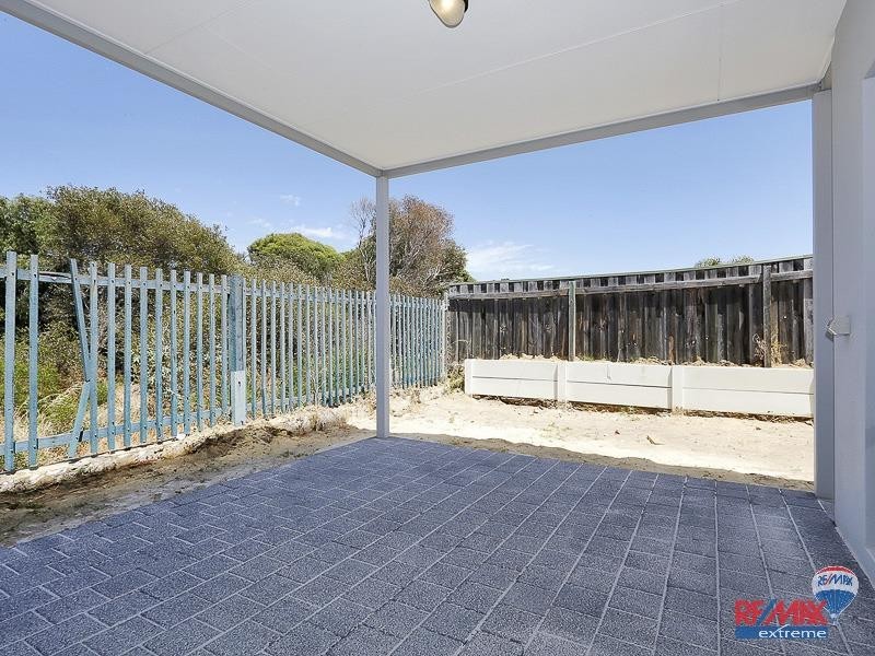 12 Monclair Pass, Currambine WA 6028