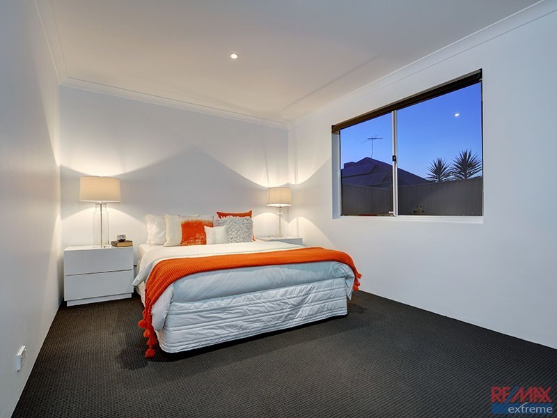 1/116 Elliot Road, Hocking WA 6065