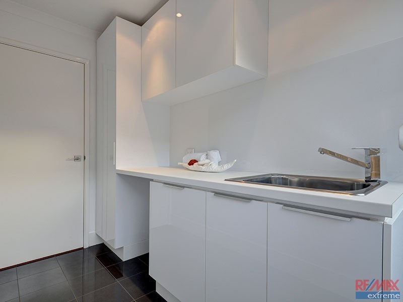 1/116 Elliot Road, Hocking WA 6065