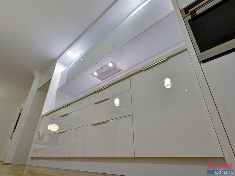 2/116 Elliot Road, Hocking WA 6065