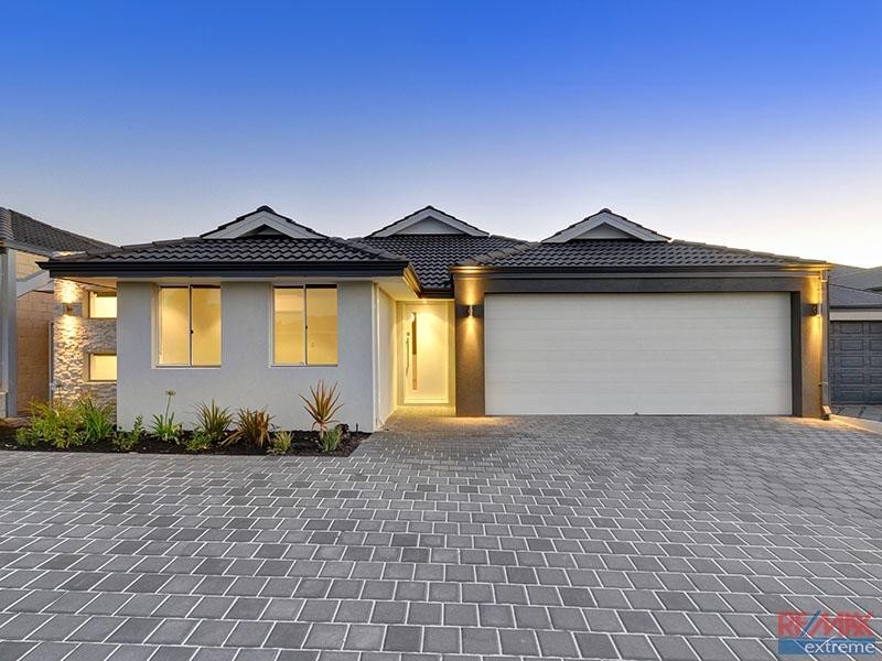 2/116 Elliot Road, Hocking WA 6065