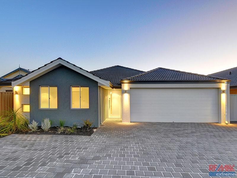 2/116 Elliot Road, Hocking WA 6065