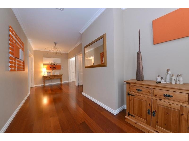 15 Coolidge Gardens, Tapping WA 6065