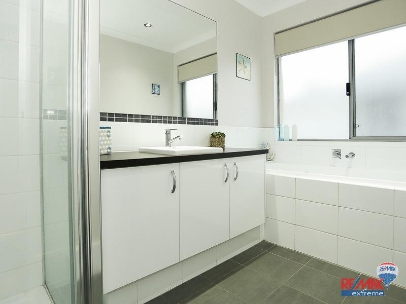 13/146 St Andrews Drive, Yanchep WA 6035