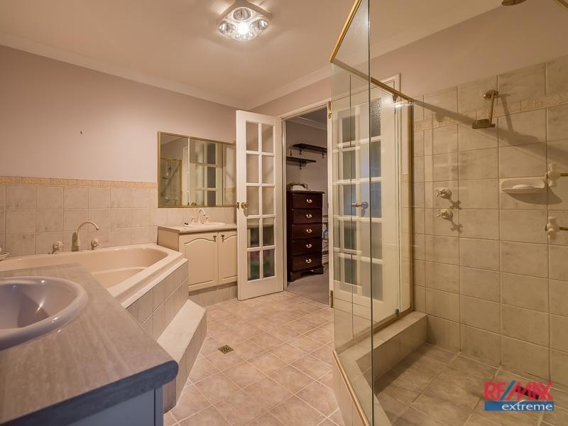 11 Berrington Pass, Quinns Rocks WA 6030