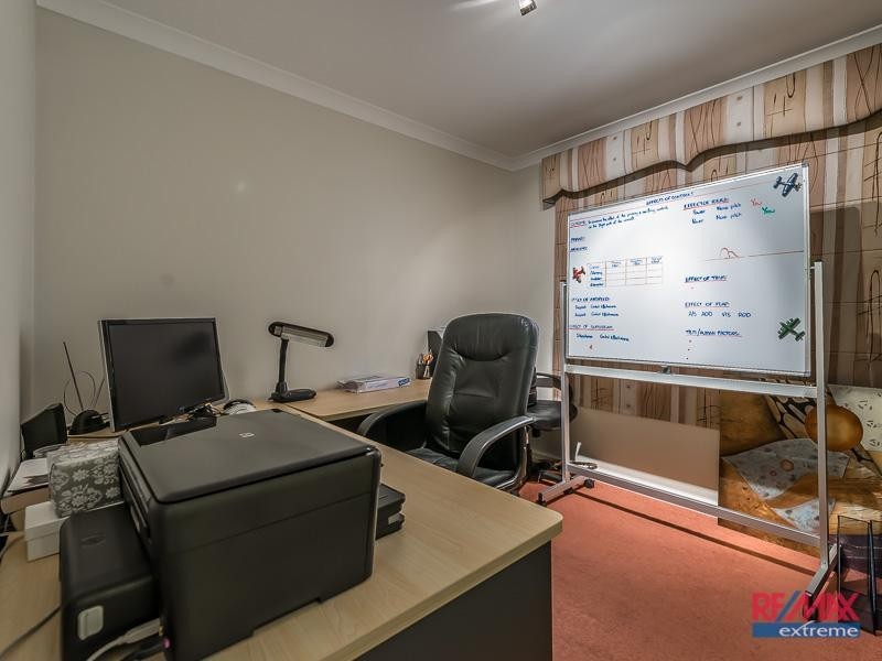 11 Berrington Pass, Quinns Rocks WA 6030