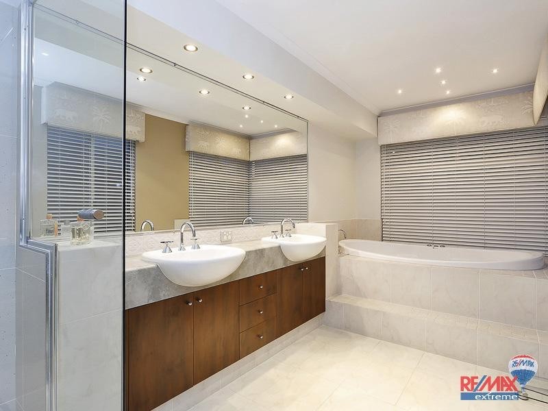 53 Delgado Parade, Iluka WA 6028