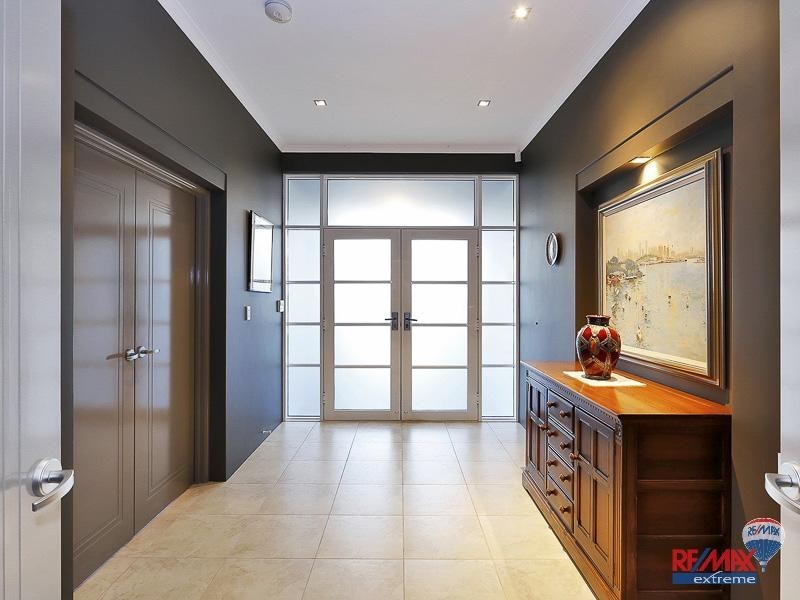 53 Delgado Parade, Iluka WA 6028