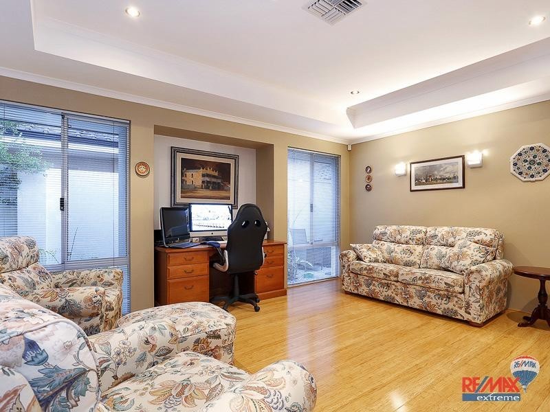 53 Delgado Parade, Iluka WA 6028