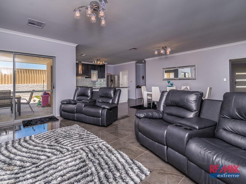 84 Landbeach Boulevard, Butler WA 6036