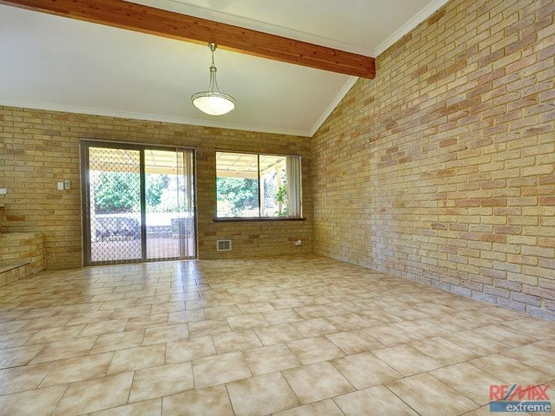 4 Manapouri Meander, Joondalup WA 6027