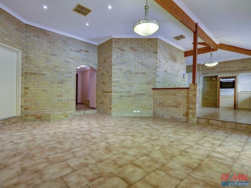 4 Manapouri Meander, Joondalup WA 6027