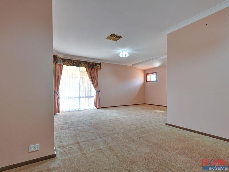 4 Manapouri Meander, Joondalup WA 6027