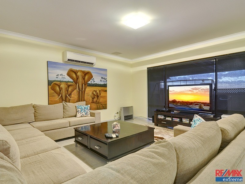 5 Barcelona Terrace, Hocking WA 6065