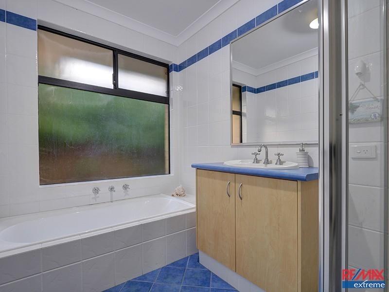 5 Barcelona Terrace, Hocking WA 6065