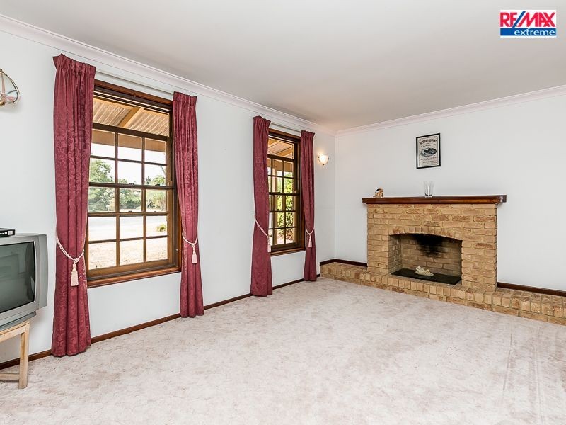 16 Rainsworth Gardens, Heathridge WA 6027