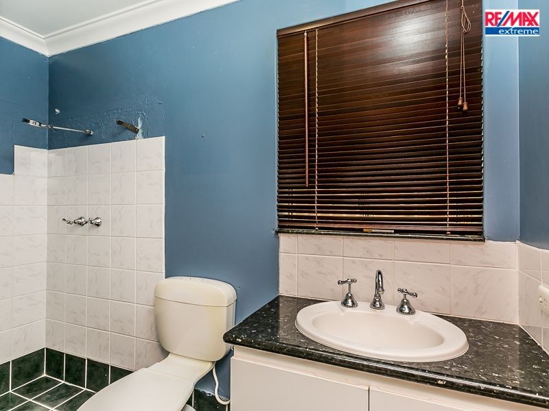 16 Rainsworth Gardens, Heathridge WA 6027