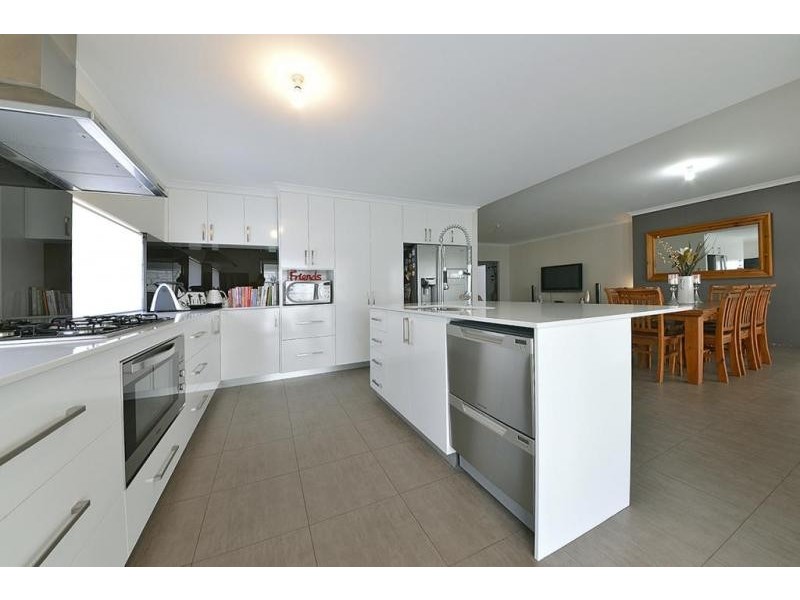 14 Rail Drive, Tapping WA 6065