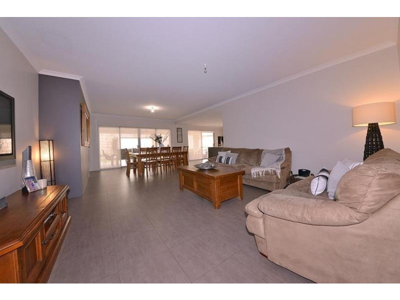 14 Rail Drive, Tapping WA 6065