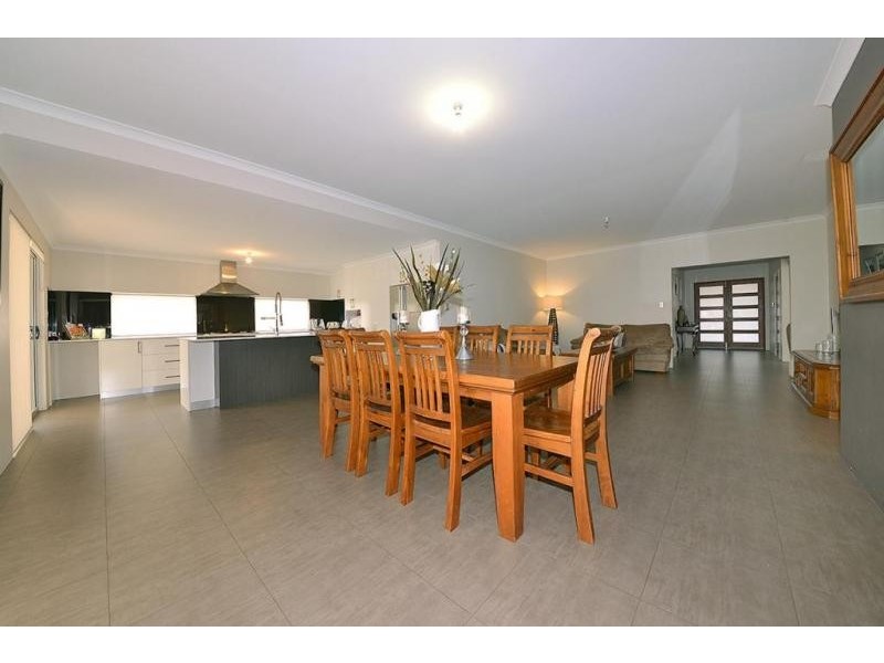 14 Rail Drive, Tapping WA 6065