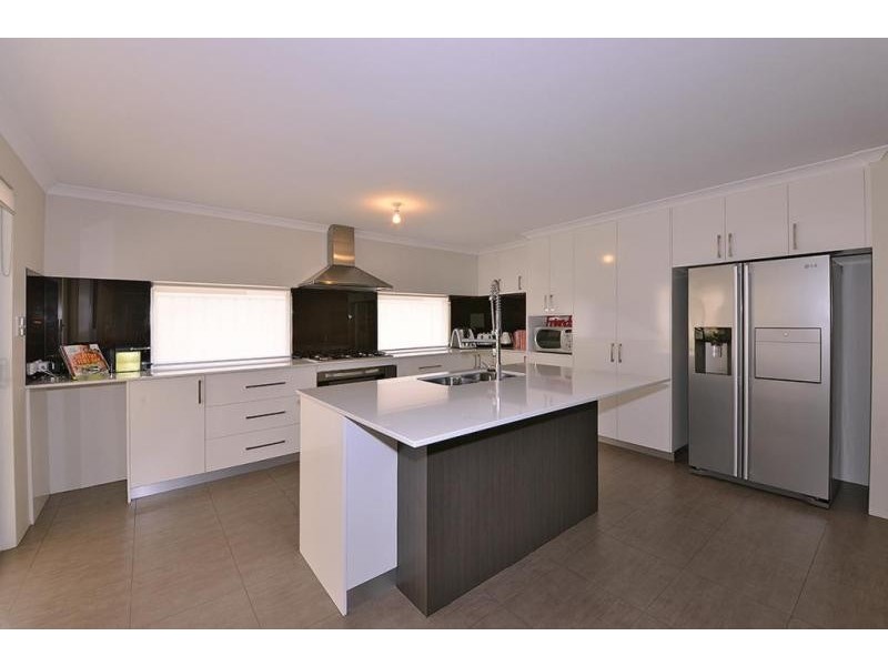 14 Rail Drive, Tapping WA 6065