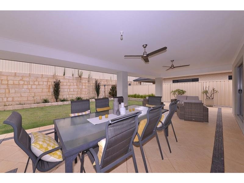 14 Rail Drive, Tapping WA 6065