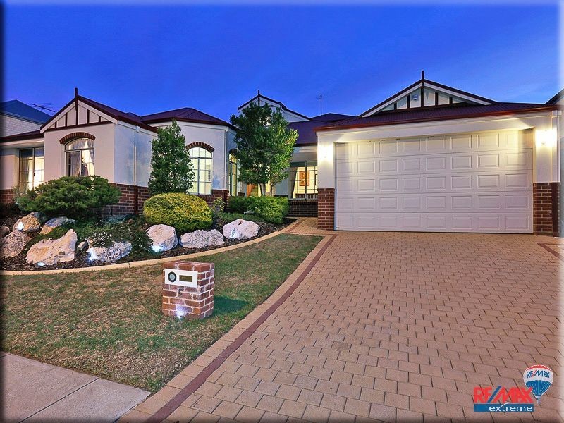 5 Lighthouse Parade, Mindarie WA 6030