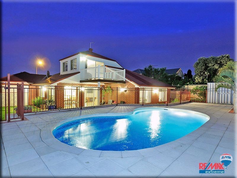 5 Lighthouse Parade, Mindarie WA 6030