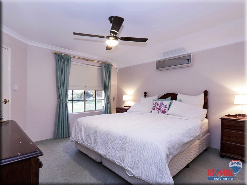 5 Lighthouse Parade, Mindarie WA 6030