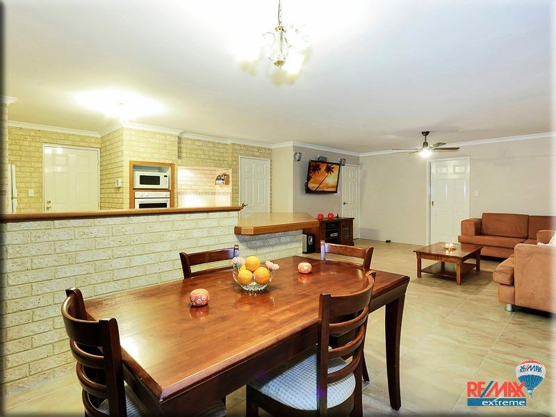 5 Lighthouse Parade, Mindarie WA 6030