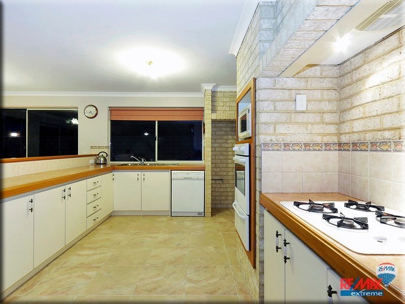 5 Lighthouse Parade, Mindarie WA 6030