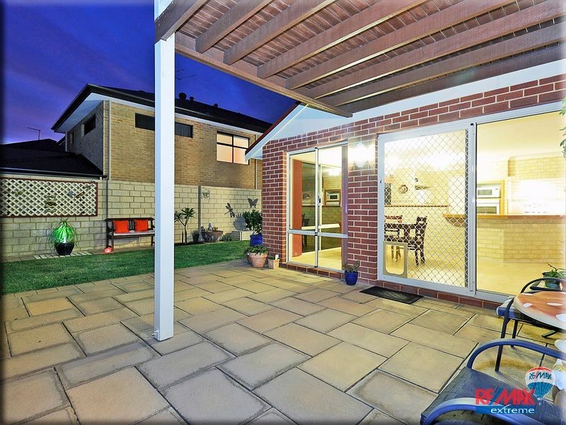 5 Lighthouse Parade, Mindarie WA 6030