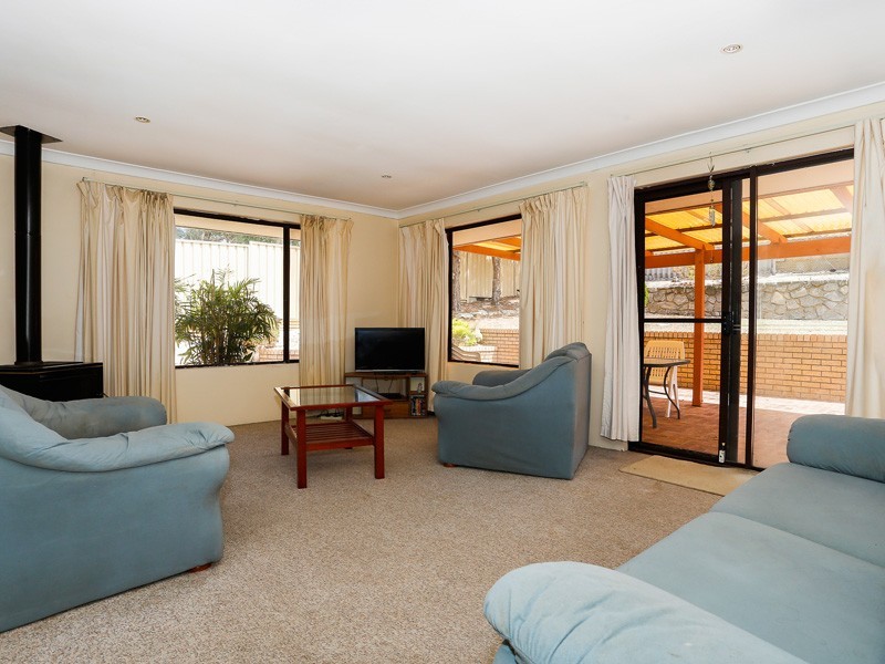21 Prince Regent Drive, Heathridge WA 6027