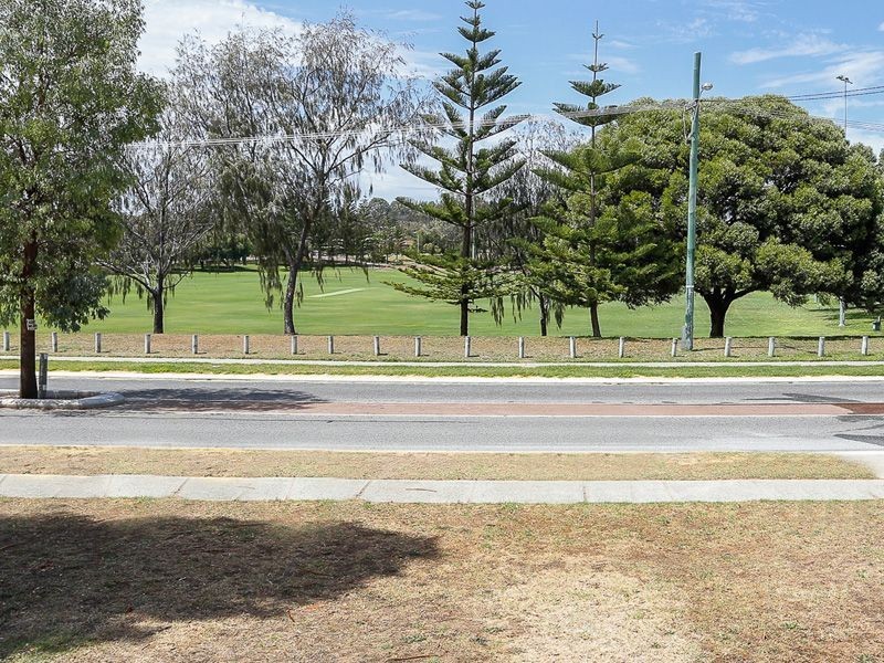 21 Prince Regent Drive, Heathridge WA 6027