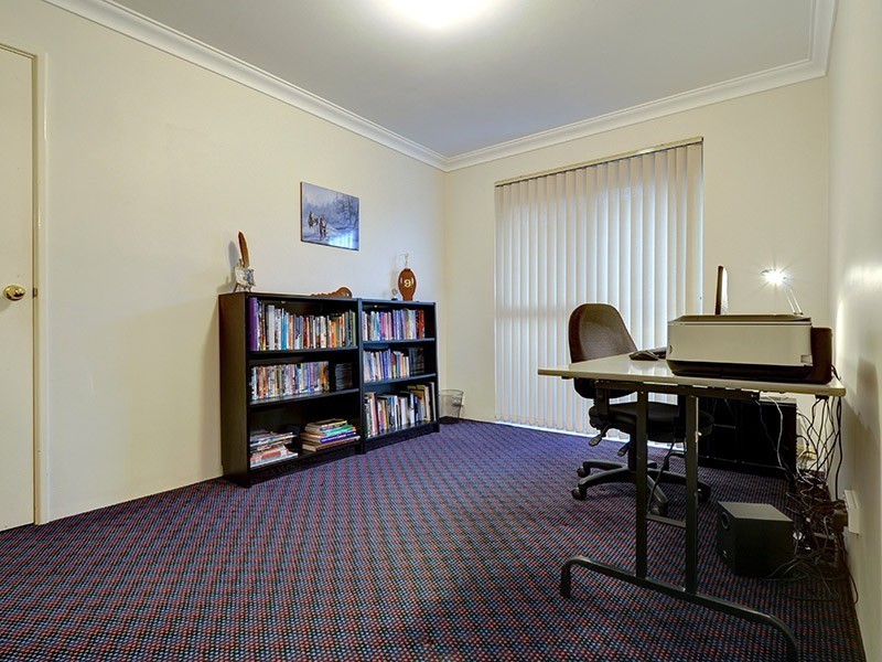 49 Manchester Drive*, Hocking WA 6065