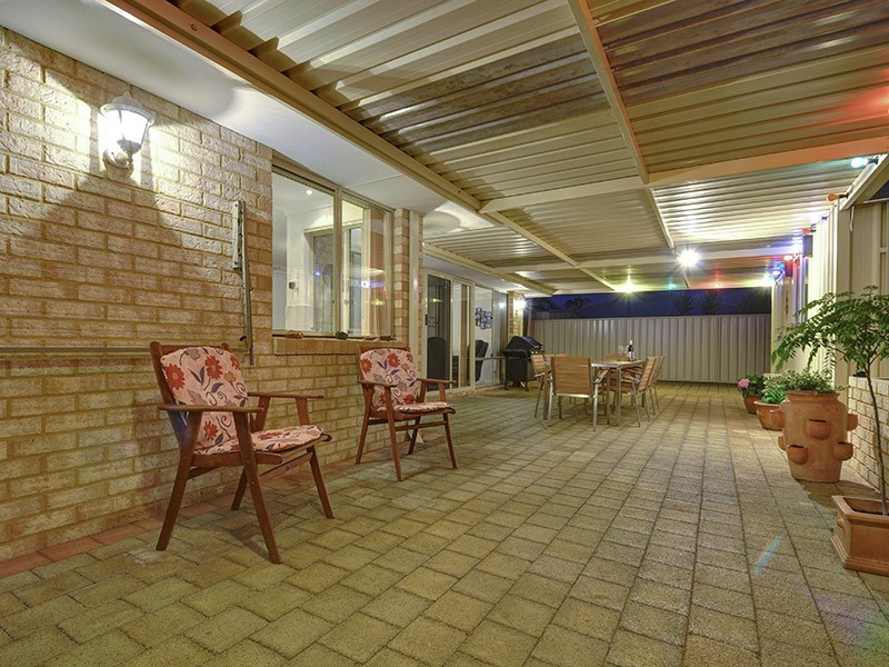 49 Manchester Drive*, Hocking WA 6065