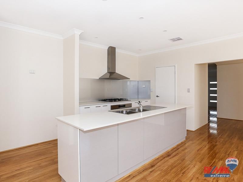 32 Chesham Rise, Alkimos WA 6038