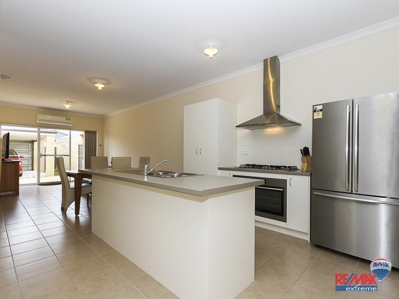 22 Sawtooth, Banksia Grove WA 6031