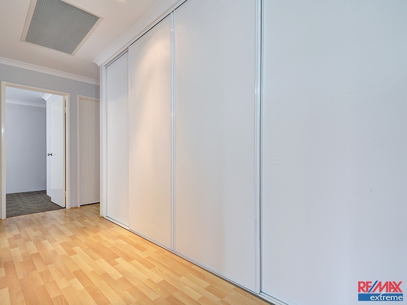 11 Thiele Road, Banksia Grove WA 6031