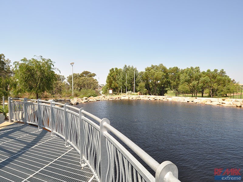 11 Thiele Road, Banksia Grove WA 6031