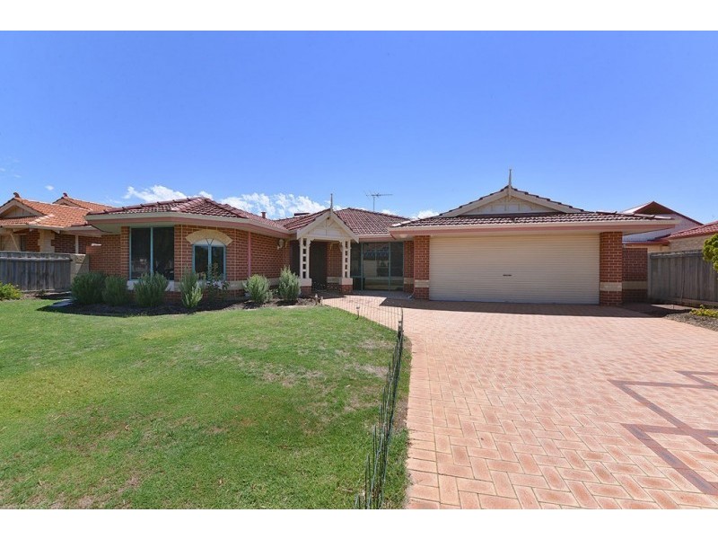 34 Rothesay Heights, Mindarie WA 6030