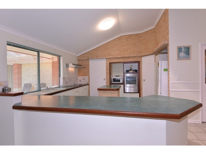 34 Rothesay Heights, Mindarie WA 6030