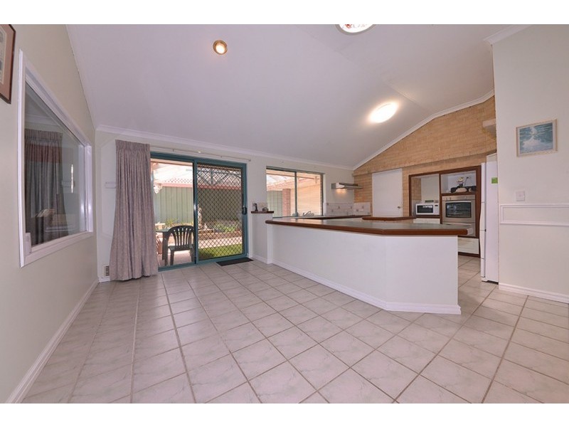 34 Rothesay Heights, Mindarie WA 6030