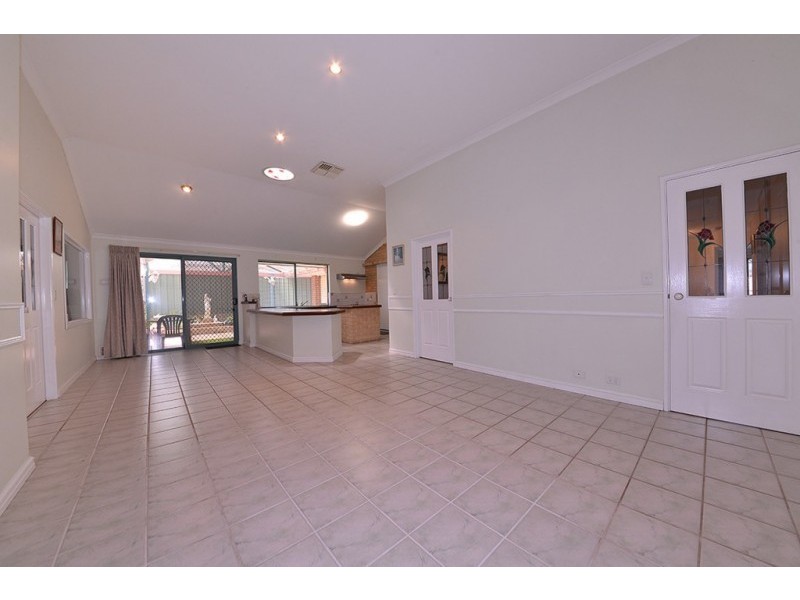 34 Rothesay Heights, Mindarie WA 6030