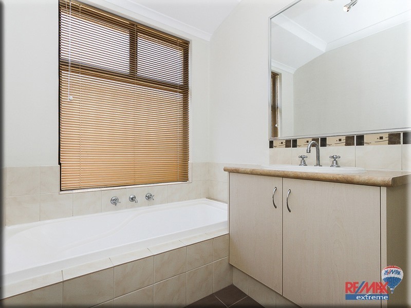 14 Hapuna Street, Butler WA 6036