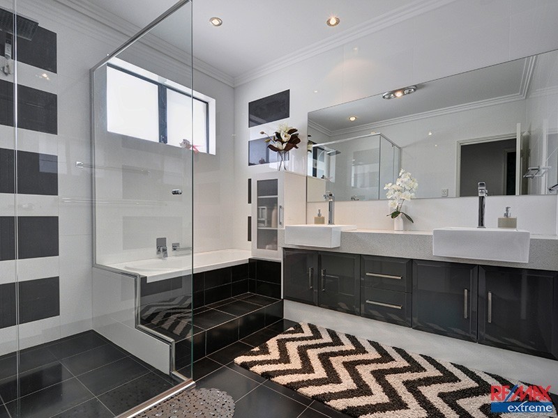 3 Monticello Meander, Landsdale WA 6065