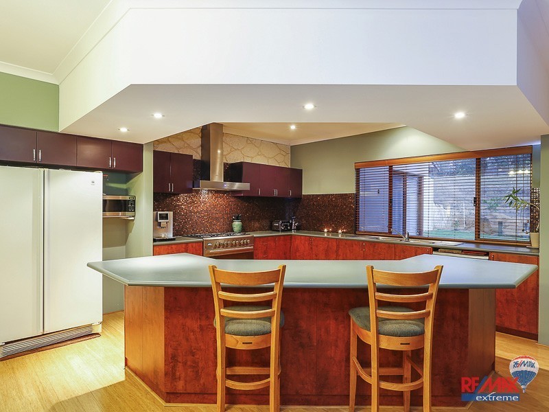 17 Citrus Court, Two Rocks WA 6037