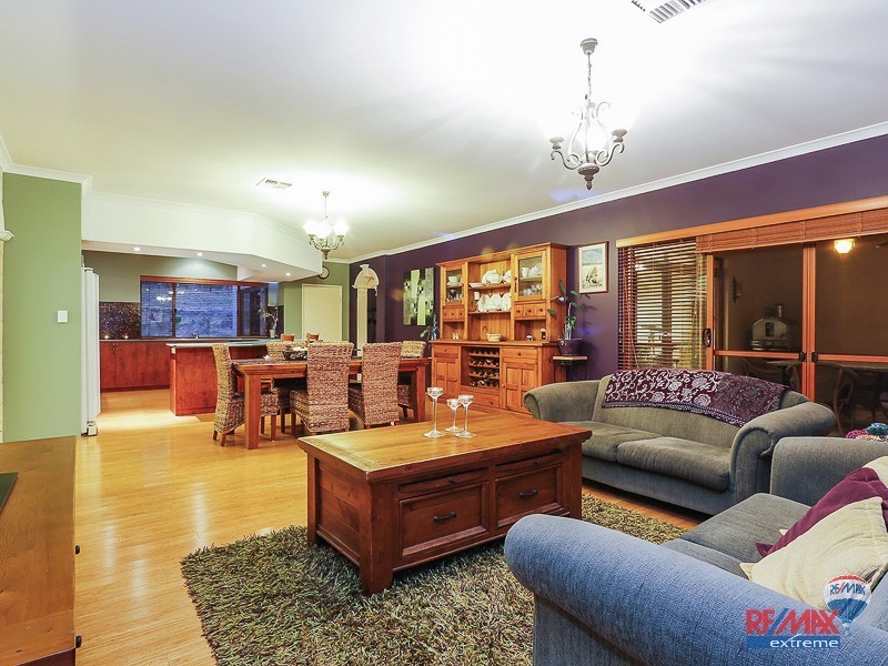 17 Citrus Court, Two Rocks WA 6037