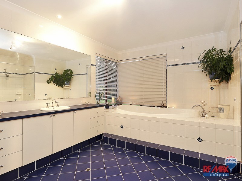 17 Citrus Court, Two Rocks WA 6037